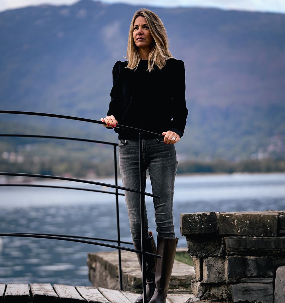 Le sweat à manches longues froncées femme Velours noir personnalisable (36, Velours noir) - Photo 4