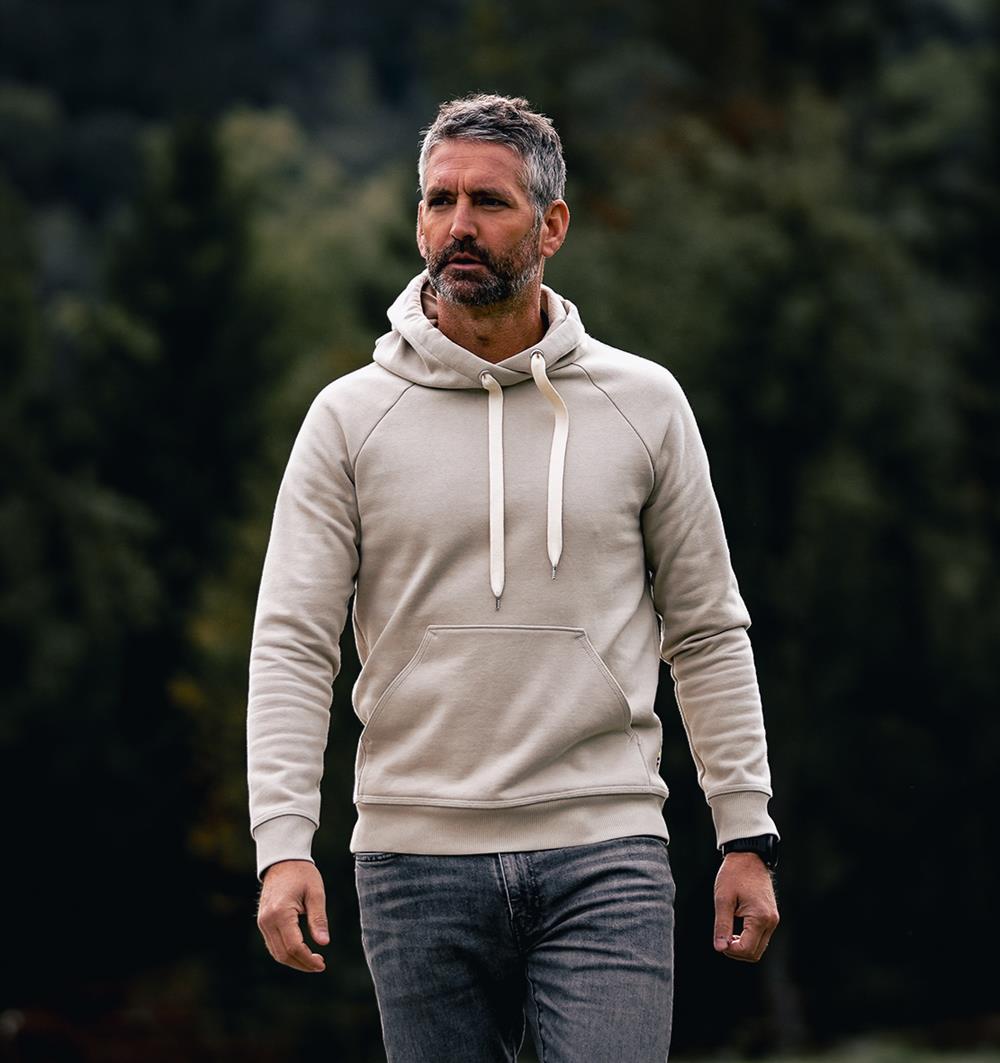 Le sweat capuche homme Winter personnalisable